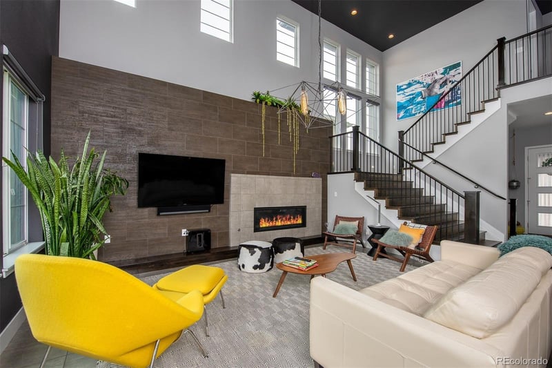 2082 S Moss St, Denver, CO 80228