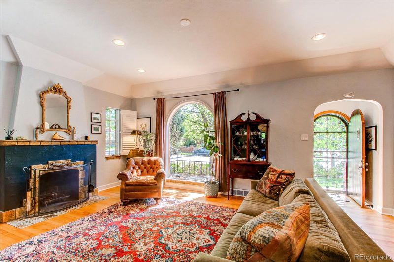 1759 Dahlia St, Denver, CO 80220