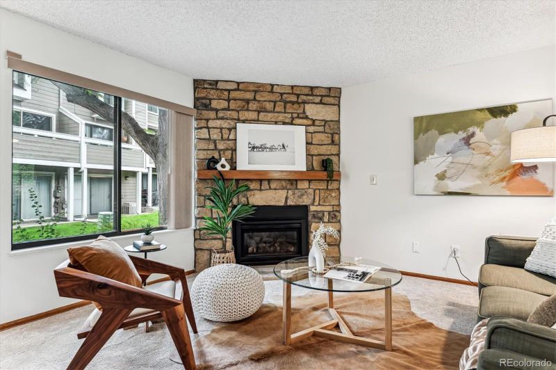 8777 W Cornell Ave #4, Lakewood, CO 80227