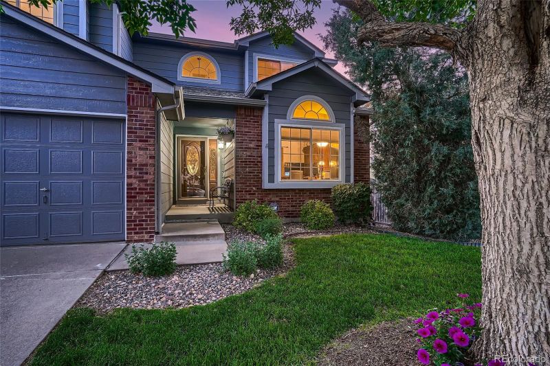3829 S Truckee Way, Aurora, CO 80013
