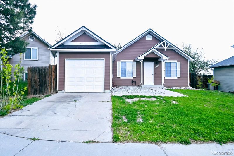 4463 S Pagosa Way, Aurora, CO 80015