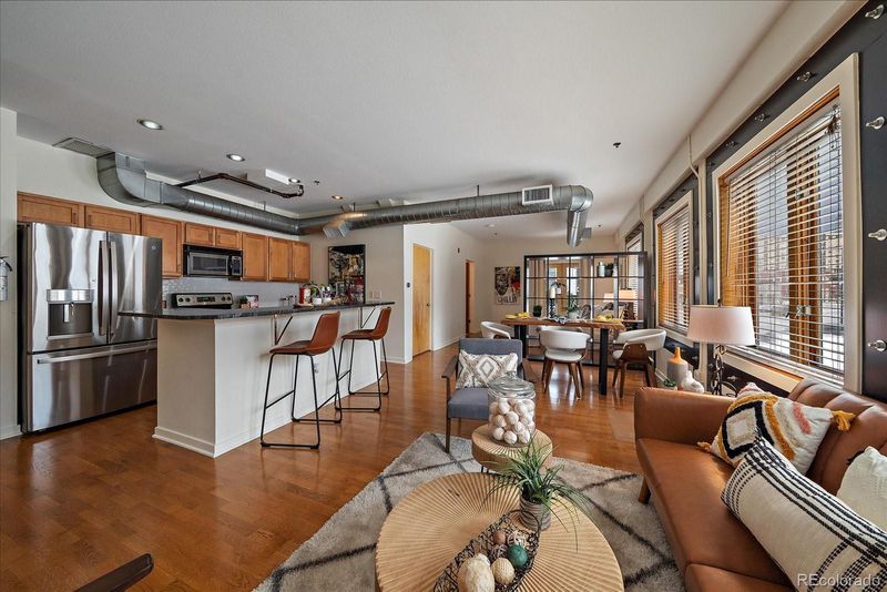 2142 Curtis St #204, Denver, CO 80205