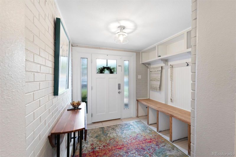 2350 E Flora Pl, Denver, CO 80210