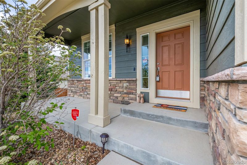 568 Cinnabar Ln, Castle Rock, CO 80108