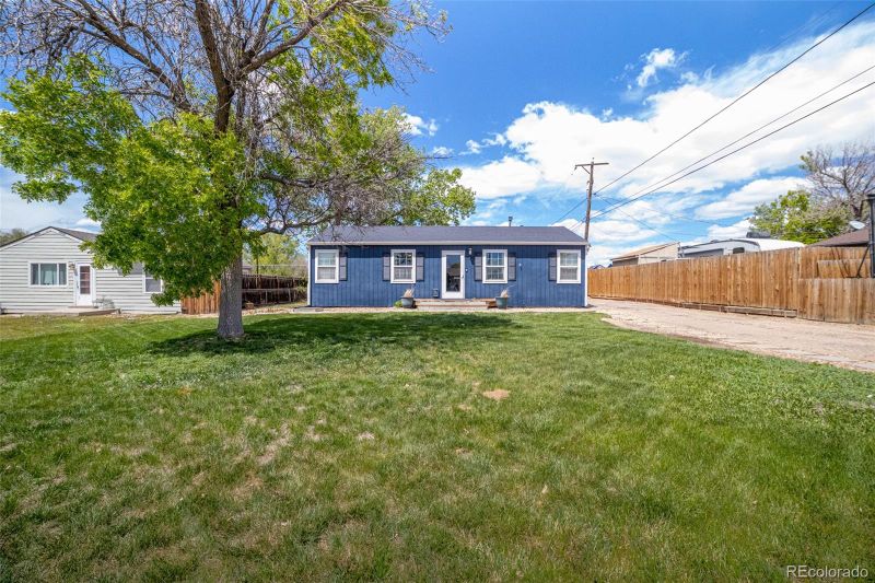 7231 E 66th Pl, Commerce City, CO 80022