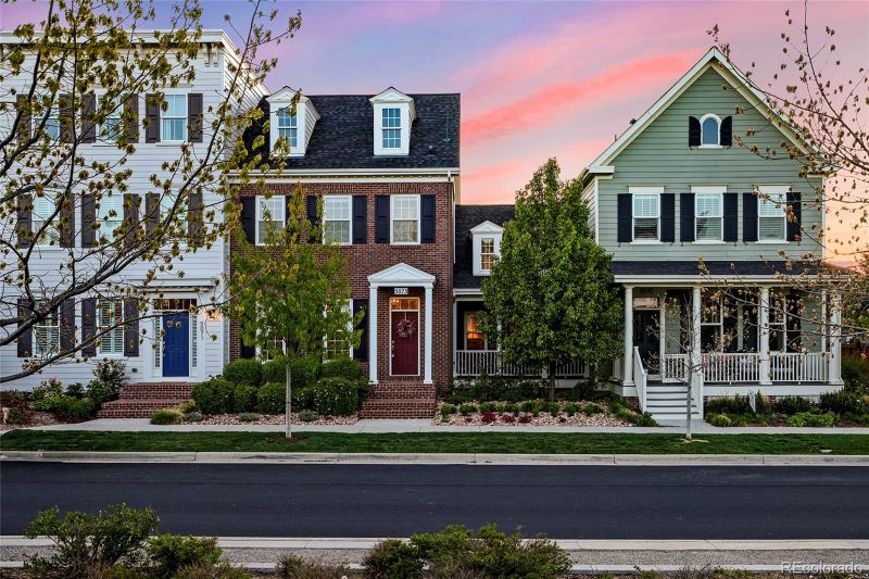 5073 Valentia St, Denver, CO 80238