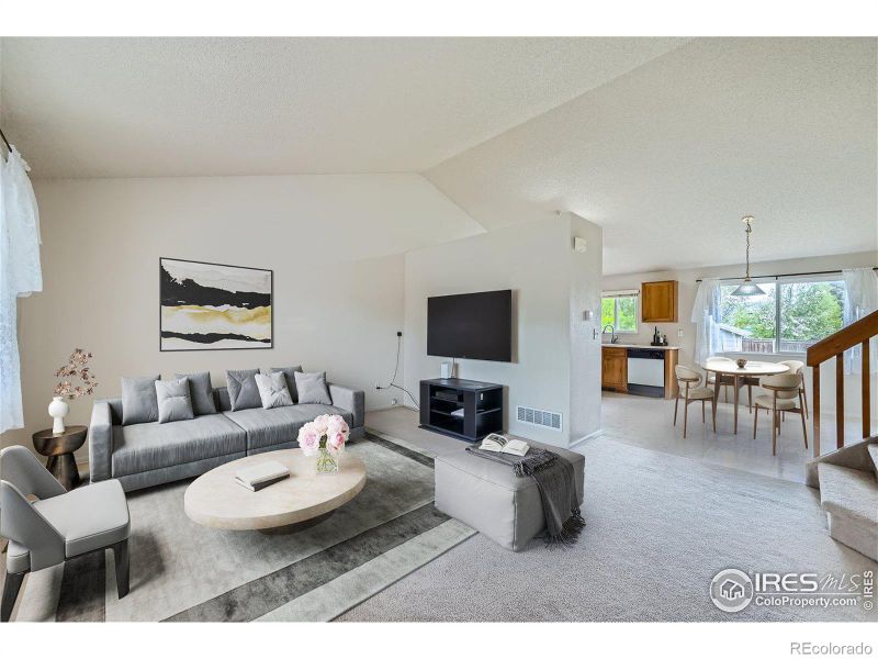 1118 Woodside Rd, Longmont, CO 80504