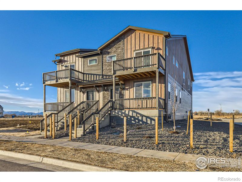 809 Waterthrush Ln, Fort Collins, CO 80524