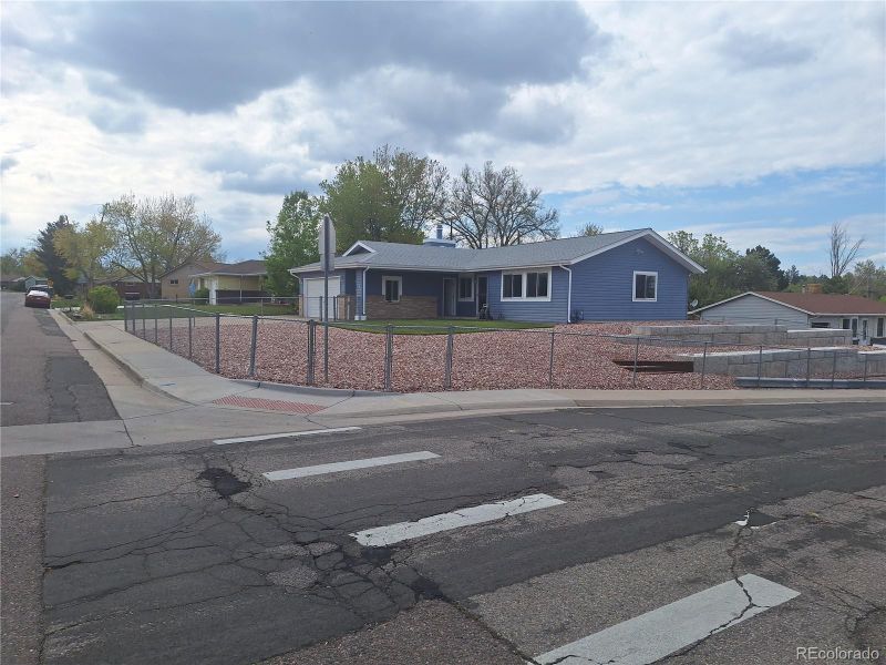 6403 W 78th Ave, Arvada, CO 80003