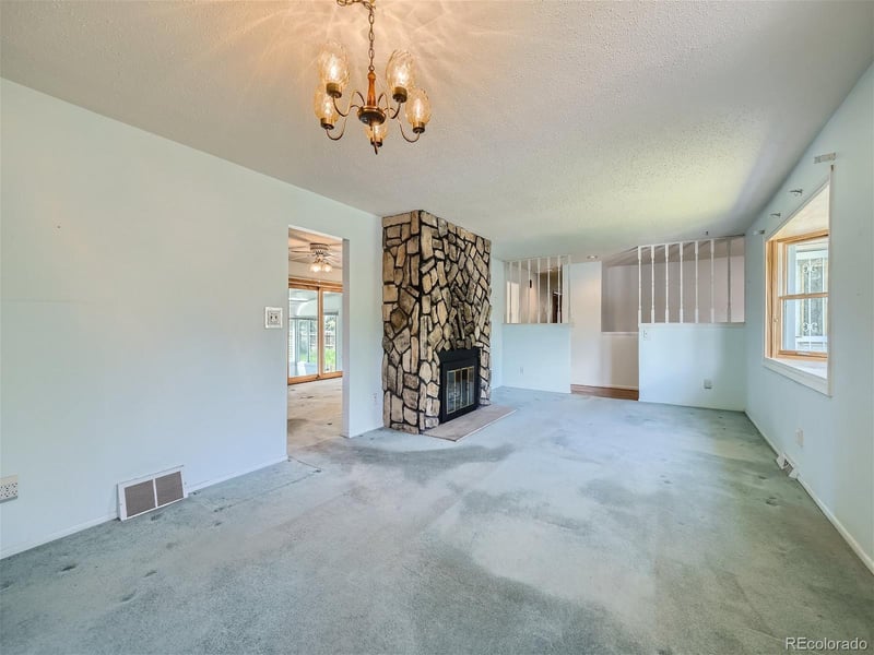 963 S Fulton St, Aurora, CO 80247