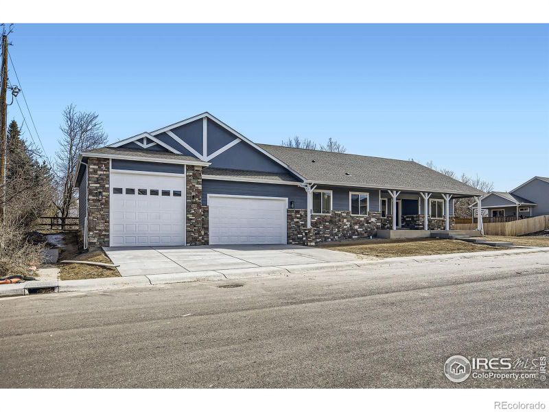 113 W Park Ave, Johnstown, CO 80534