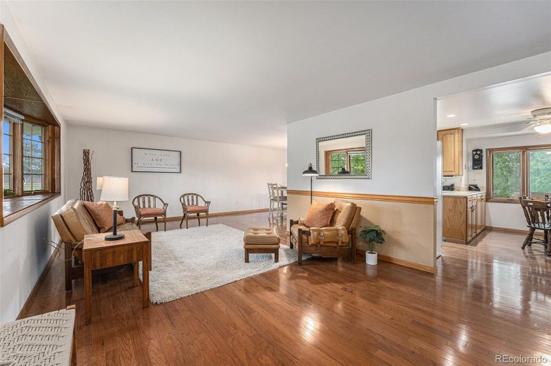 8294 Ammons Cir, Arvada, CO 80005
