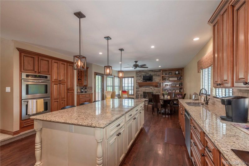 6408 S Parfet Way, Littleton, CO 80127