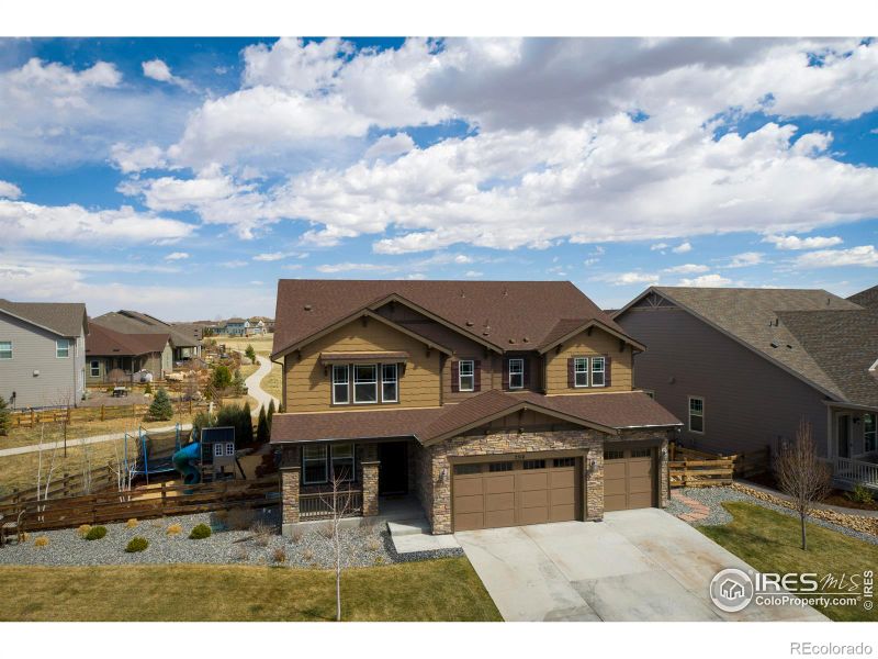 2310 Summerlin Ln, Longmont, CO 80503