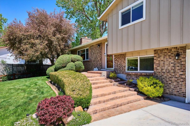 4338 S Field Ct, Littleton, CO 80123