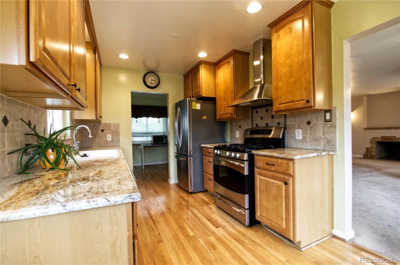 2870 Grape St, Denver, CO 80207