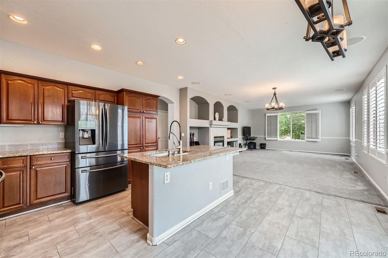 1433 S Haleyville Cir, Aurora, CO 80018