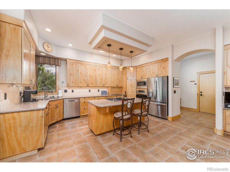833 Napa Valley Dr, Fort Collins, CO 80525