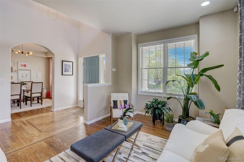 1936 Creekside Dr, Longmont, CO 80504