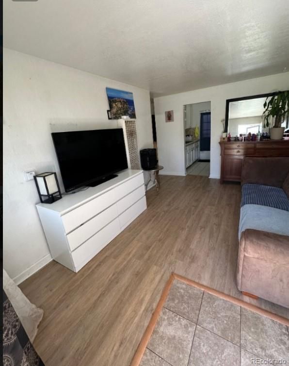 8960 E 12th Ave, Aurora, CO 80010