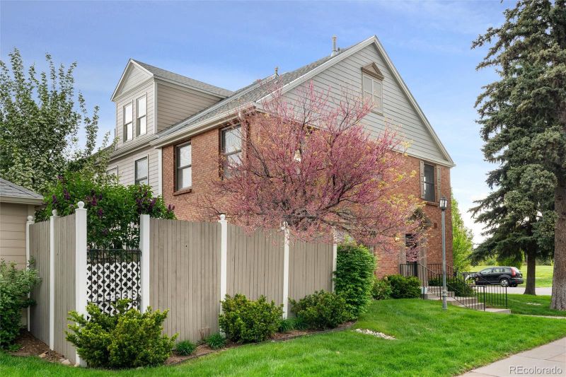 5826 E 10th Ave, Denver, CO 80220