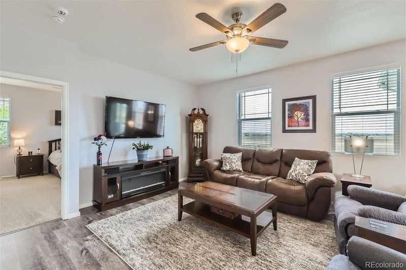5361 Stagecoach Ave, Firestone, CO 80504