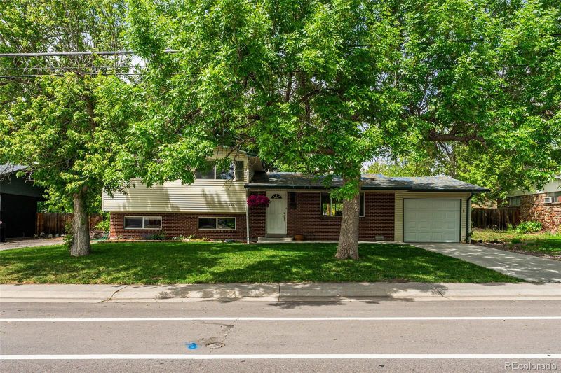 9943 W 66th Ave, Arvada, CO 80004