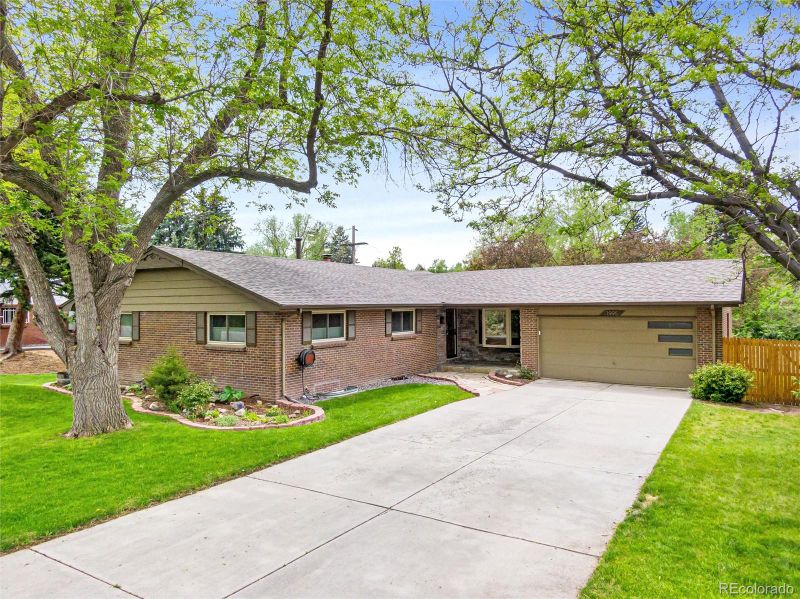 1995 Winfield Dr, Lakewood, CO 80215