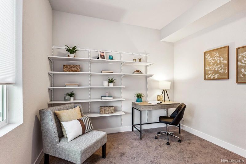1060 Eaton St, Lakewood, CO 80214