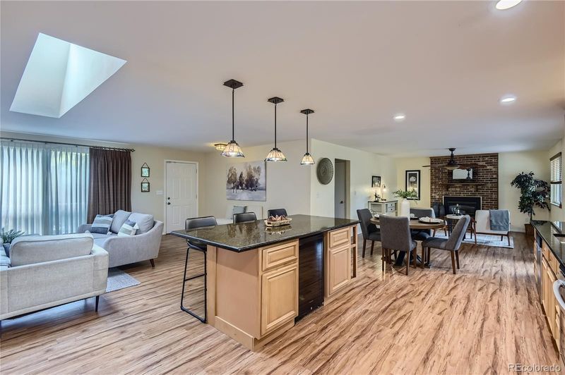 3135 S Olathe Way, Aurora, CO 80013