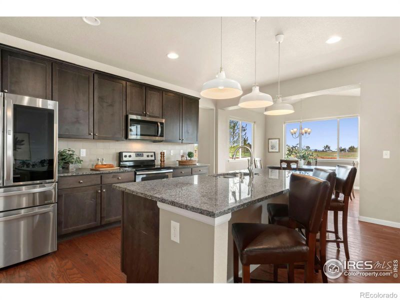 718 Wagon Bend Rd, Berthoud, CO 80513