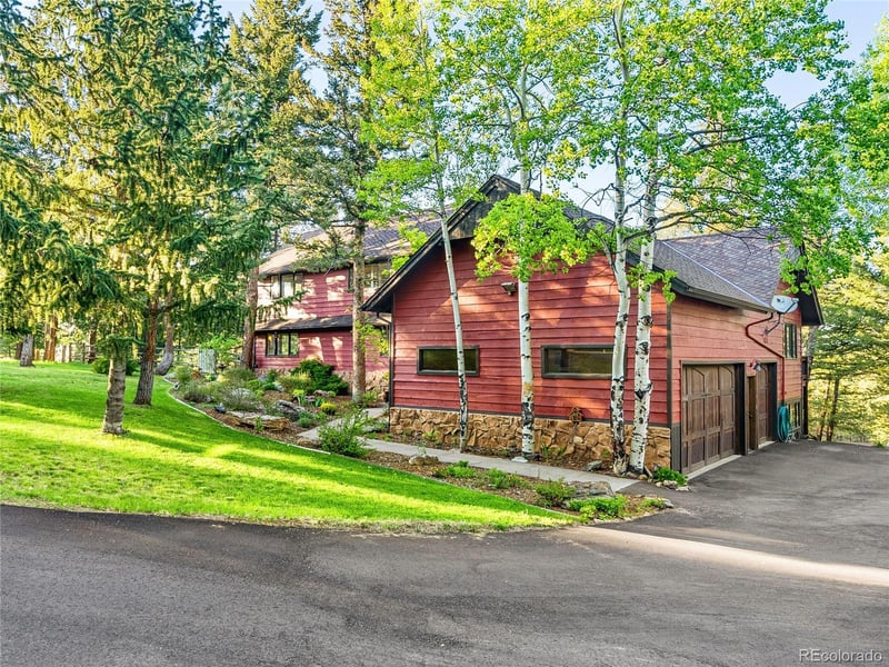 32940 Woodland Dr, Evergreen, CO 80439