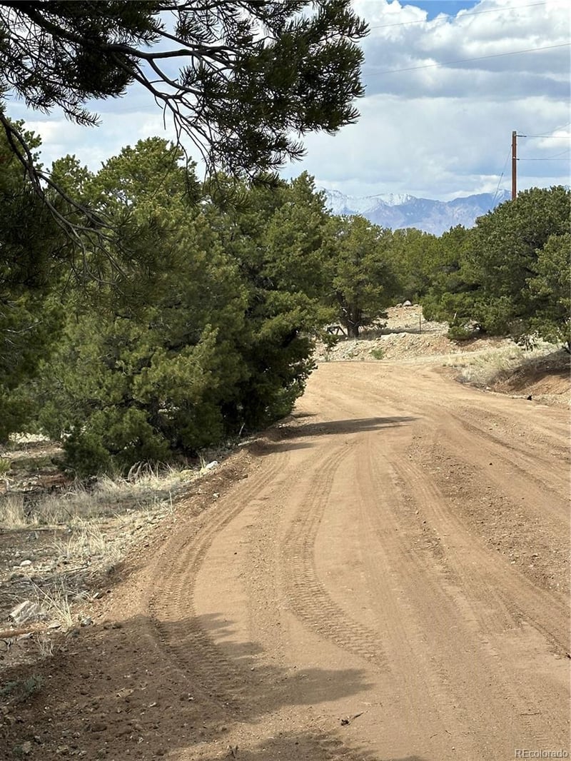 158 Cedar Ridge Rd, Mosca, CO 81146