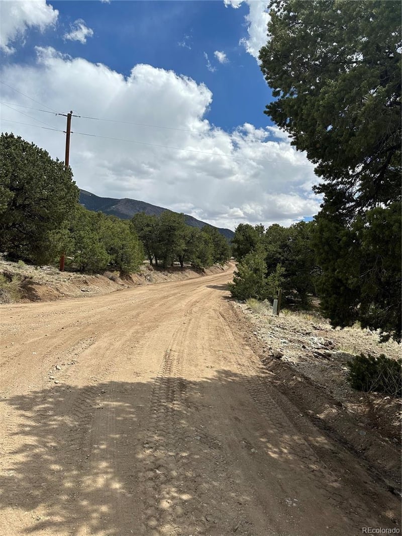 158 Cedar Ridge Rd, Mosca, CO 81146