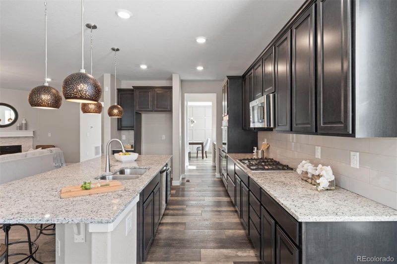 27938 E Clifton Pl, Aurora, CO 80016