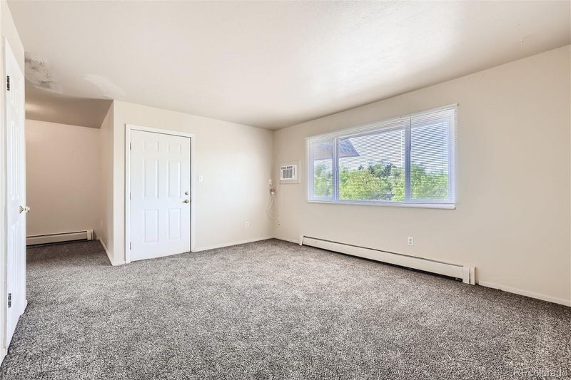 6450 Chippewa, Colorado Springs, CO 80915