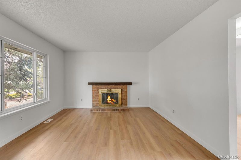 15488 E Oxford Ave, Aurora, CO 80013
