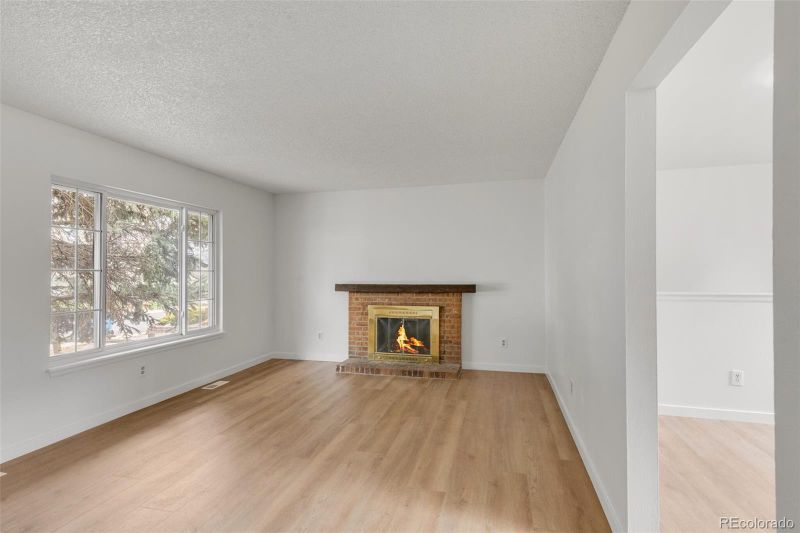 15488 E Oxford Ave, Aurora, CO 80013
