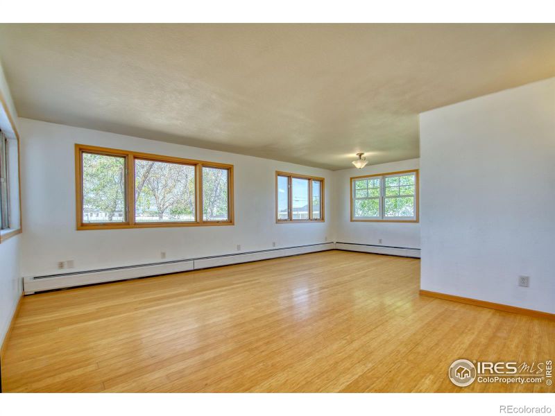 105 2nd St, Dacono, CO 80514
