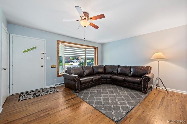 5037 S Mabre Ct, Littleton, CO 80123