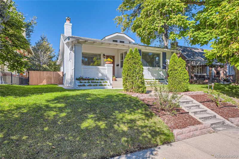 325 N Downing St, Denver, CO 80218