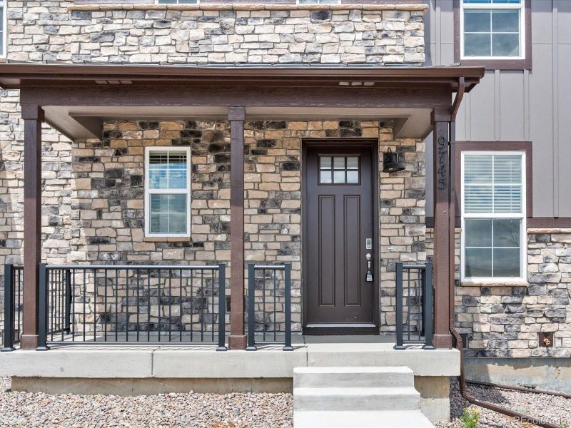 9745 Banner Peak Loop, Littleton, CO 80125