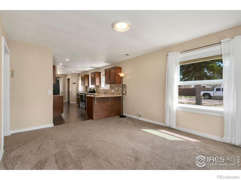 1002 N 4th St, Berthoud, CO 80513