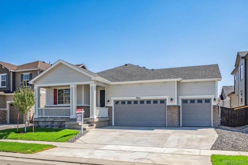 9684 Ceylon St, Commerce City, CO 80022