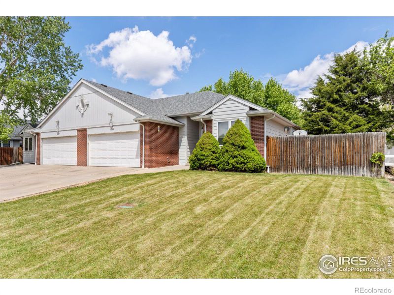 1205 34th St, Evans, CO 80620