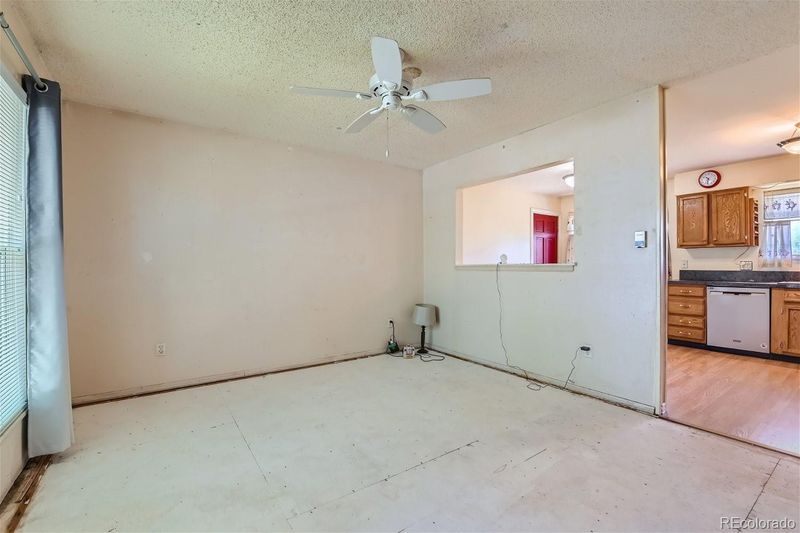 17881 E Iowa Ave, Aurora, CO 80017