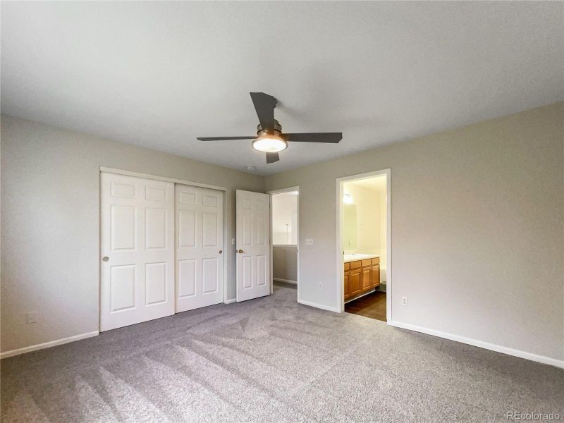9696 Sun Meadow St, Highlands Ranch, CO 80129