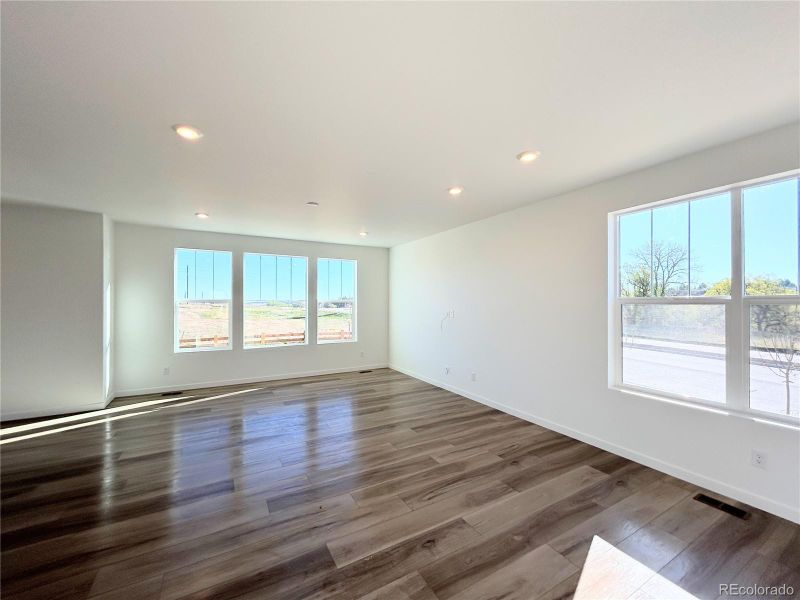 203 Corkscrew St, Elizabeth, CO 80107