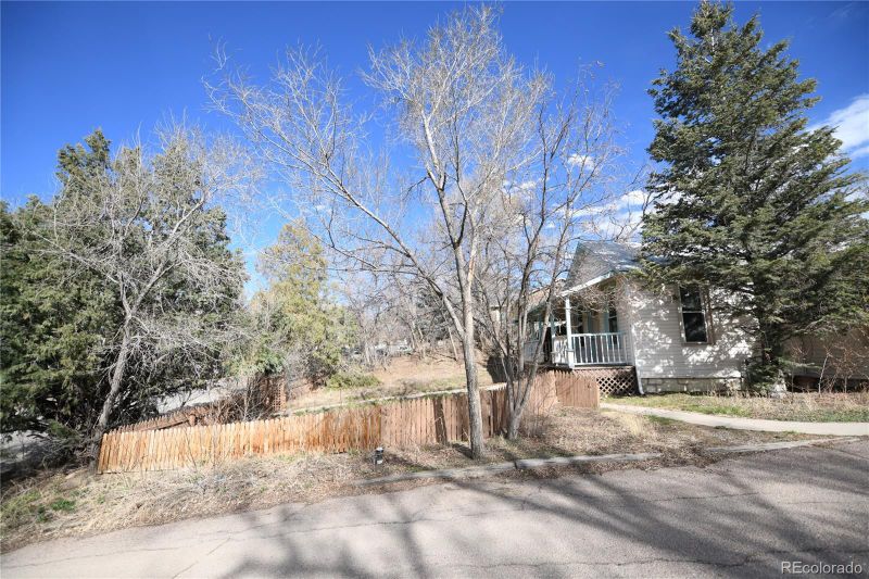 725 E Cucharras St #727, Colorado Springs, CO 80903