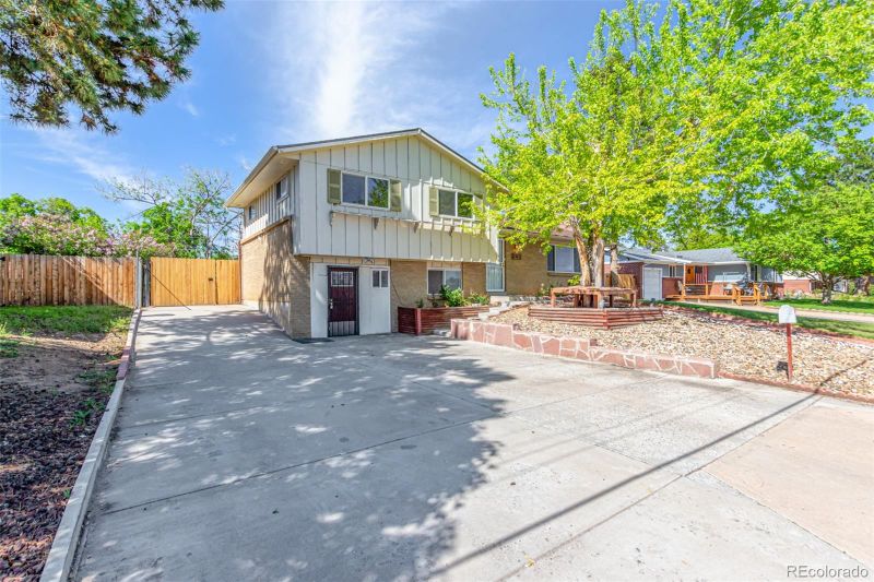 14831 E 13th Ave, Aurora, CO 80011